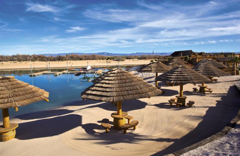 Pirate Cove Resort & Marina Needles Exteriér fotografie