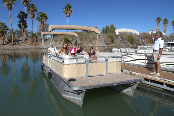 Pirate Cove Resort & Marina Needles Exteriér fotografie
